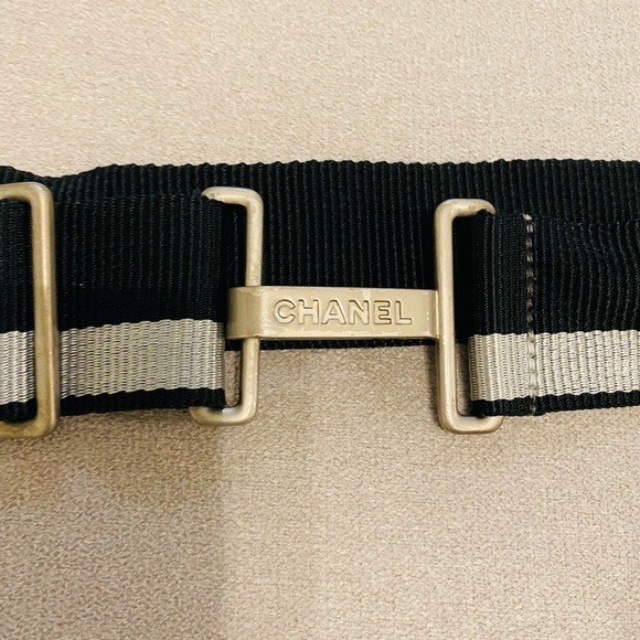 CHANEL Travel Bag - Picture 3 of 16